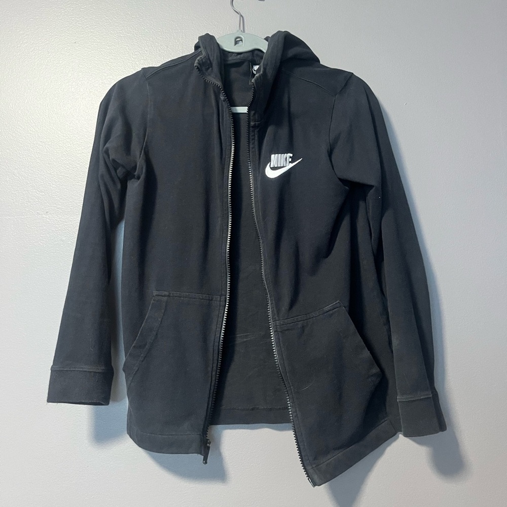 Nike YOUTH large black zip up